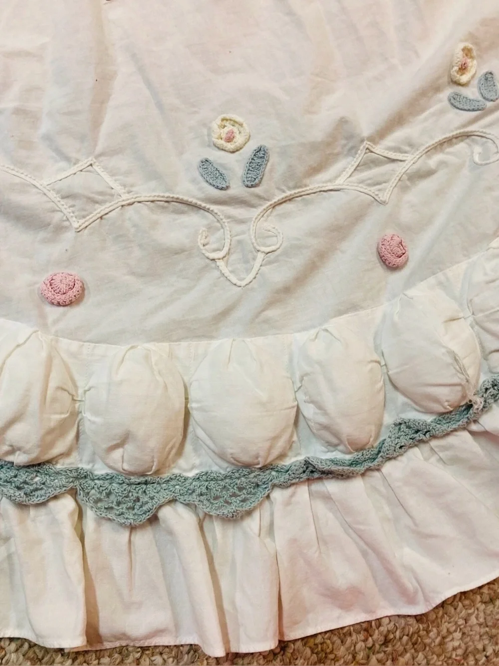Vintage JCPenney Home Collection 7 Piece Full Puff Yo-Yo Floral Bedding Set